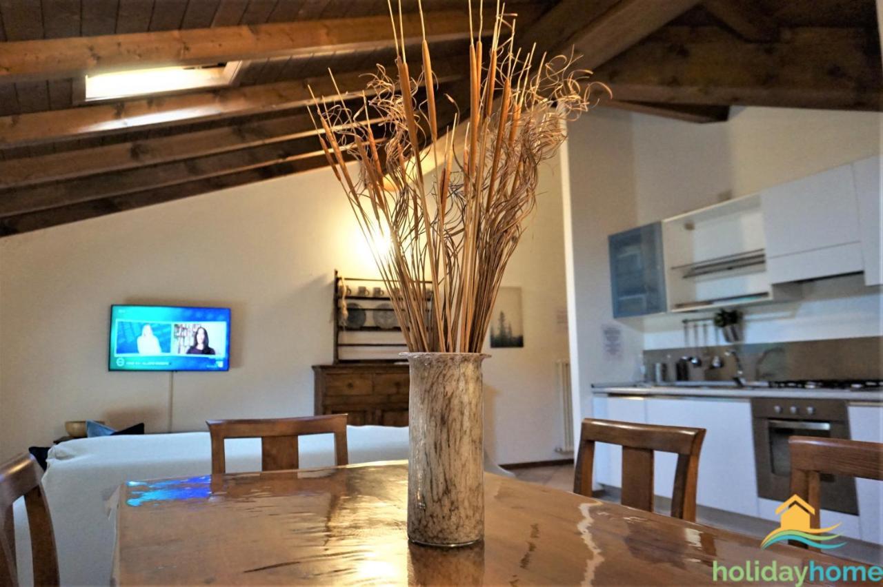 Ferienwohnung Loft Martini Riva del Garda Exterior foto